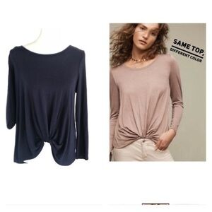 Anthropologie On The Road twist front navy top size medium